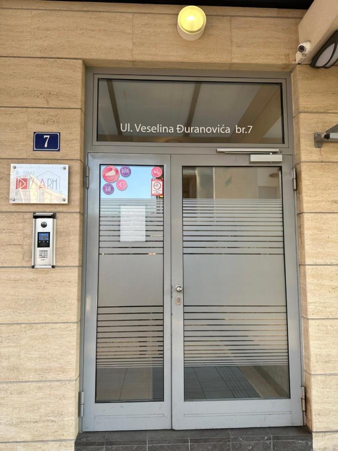 Hanna Apatment Podgoriţa Exterior foto